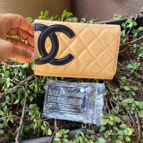 Chanel Tan and Black Key Card Holder Quilted Accessory - Picture 1 of 13